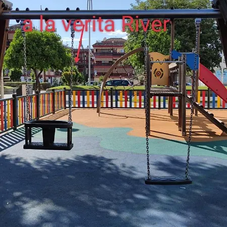 Loft A La Verita River, Parking Free Apartment *